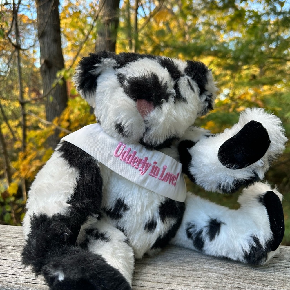Vintage Vermont Teddy Bear Udderly In Love Plush Cow Print Bear